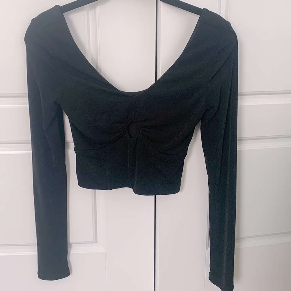 Forever21 Long Sleeve Cutout Crop Top Size S